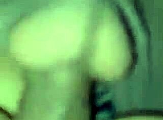 Κοντινή λήψη γαμήσι υγρή πούτσα