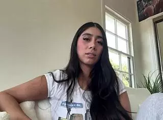 Violet Myers goes deeper in backstage interview casting