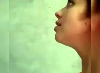 Gostosa Ebony Beauty Sucks Cock