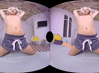 Vr Girl With Small Tits In Outdoor Public Setting