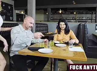 I’m hooked on freeuse waiter letting me bang her anytime