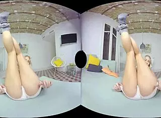 Vr Girl With Small Tits In Outdoor Public Setting