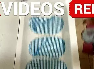 Sexy Black Amateur Shows Long Legs in Shower