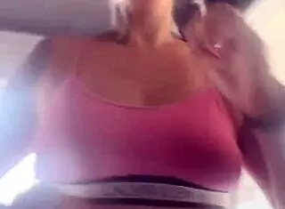 Plug anal in gym makes pussy wet