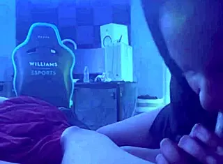 she sucking mad dick for 5 mins in hardcore