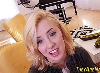 Watch this teen 18 suck a big cock for the first time in POV?