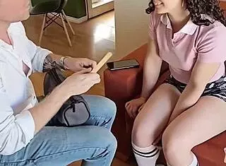 Who Is This Pretty Latina Girl? 😊