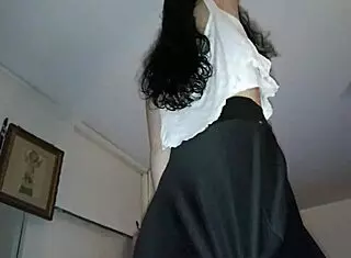 Wow, hot woman in skirt begs for rough action!
