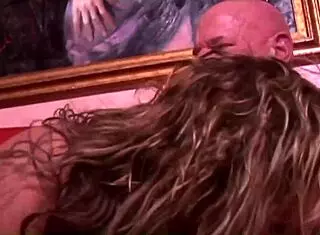 Mature Milf Kelly Leigh's Shaved Pussy Craves Cock