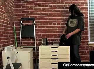 siri the sex robot pleasing her maker with massive tits