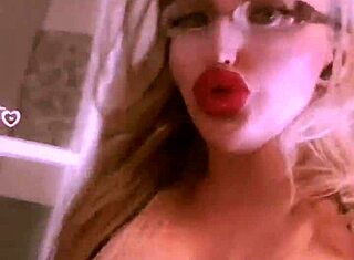 Sara Jay, neden bu lezbiyenlerle ve ıslak amlarıyla bu kadar pis davranıyorsun?