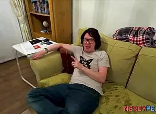 British Newbie Gets Eaten Out by Leeds Nerd