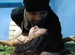 i look like a hot 18yo nymph and bluezao loves it 😍