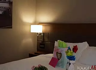 Surprising busty wife Andi Avalon with epic Mother’s Day massage! 💋