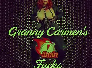 granny vampyra gets finger fucked and pussy licked to orgasm