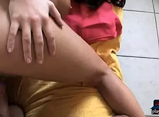 Hot amateur girlfriends make hardcore homevideo with friends.