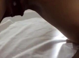 Hed nabo Nora MILF rider min kæmpe pik hårdt