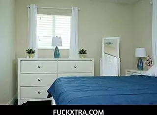 Sweet Honey Hayes broke my fleshlight, now I want her instead!