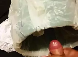 jerking with wife's panties 😏