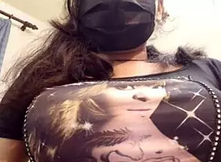 Indian Girl Engages In Live Sex Video With Intense Fucking