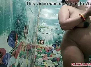 The Indian mature wife, 9 months pregnant, shares her hot moments in amateur scenes