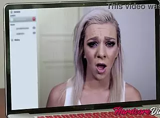 girlfriend watches boyfriend's big dick with hot hottie on webcam