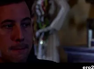 Keisha Grey Explores Double Penetration