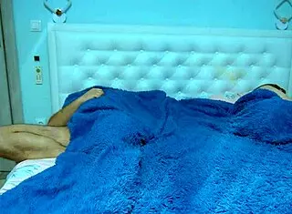 Does stepdaughter finally fuck her stepfather?