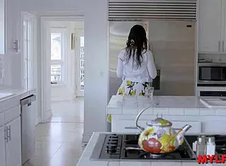 Mylfex: next door milf enjoys refreshing evening with young dicks