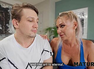 Olgun Yalnız Kadın, Ağzında Büyük Sik Rahatlığı Buluyor! 😲