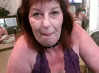 내 립스틱이 네 작은 18+ 자지보다 커